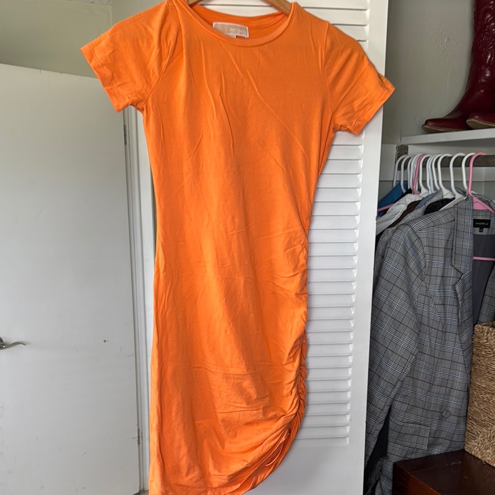 MICHAEL Michael Kors Orange Bodycon Midi Dress with Short Sleeves